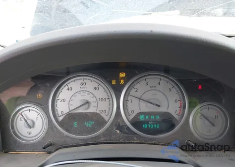 2010 Chrysler Town & Country Touring from USA, damaged, VIN 2A4RR5D14AR230624